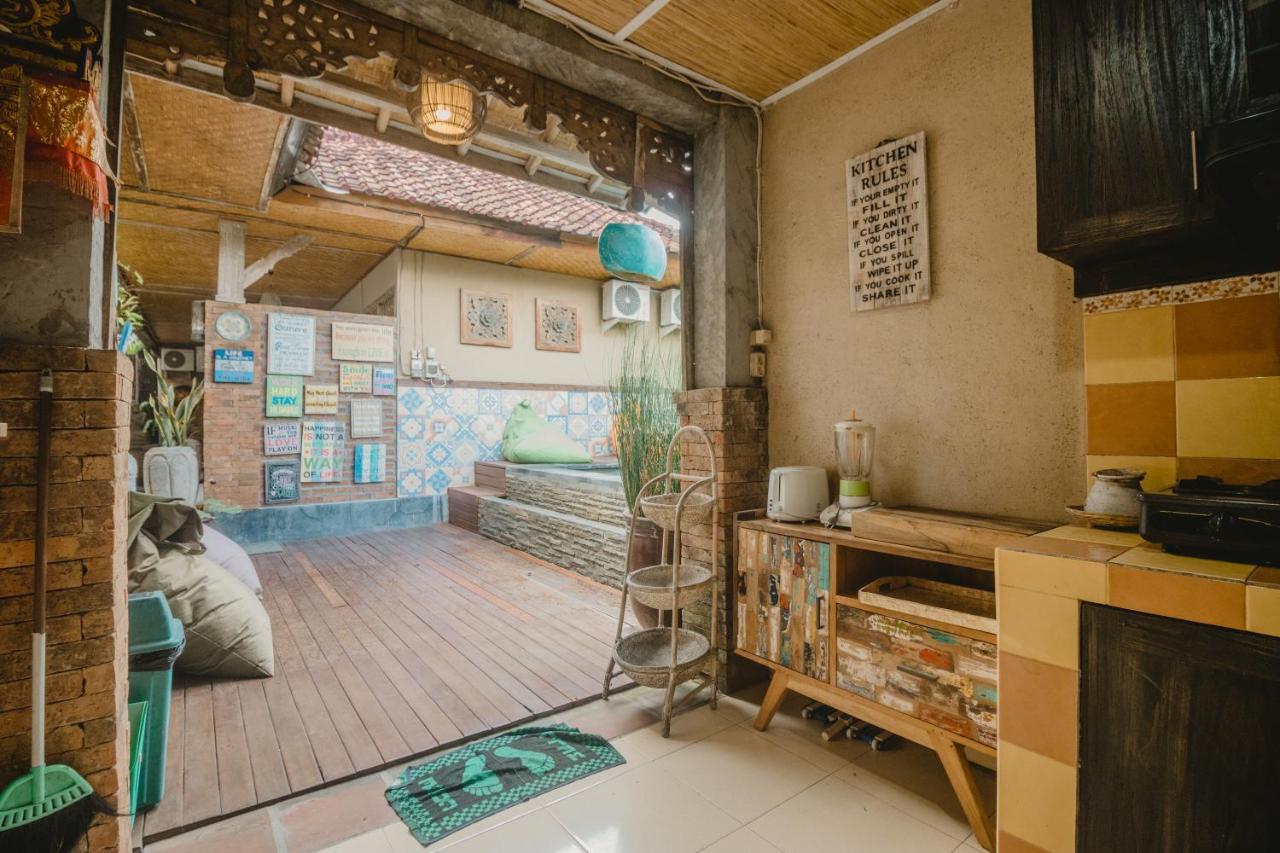 Samblung Mas House Apartment Dempasar Exterior foto